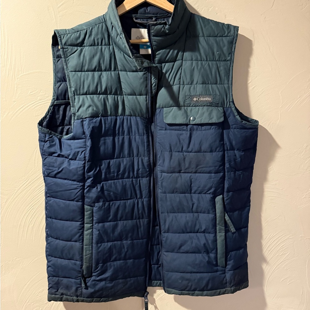 Columbia Men's Two-Tone Quilted Vest